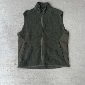 Men's Dark Olive Fleece Vest - Classic Zip Front